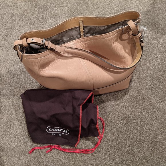 Genuine Coach Tote Handbag - New with tags, drawstring dust bag, original box - Picture 2 of 6